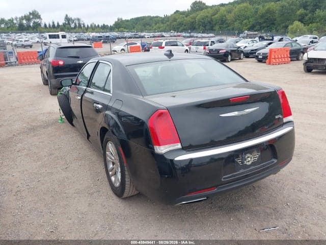 2017 CHRYSLER 300C 3