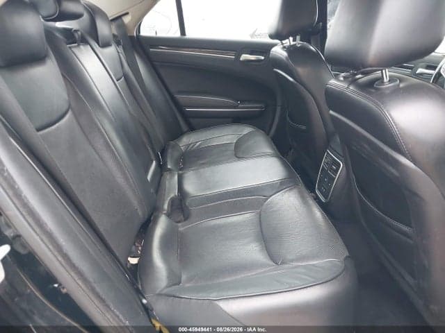 2017 CHRYSLER 300C 8