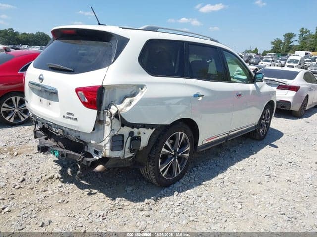 2017 NISSAN PATHFINDER PLATINUM 4
