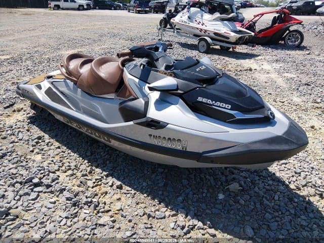2019 BRP USA SEADOO 1