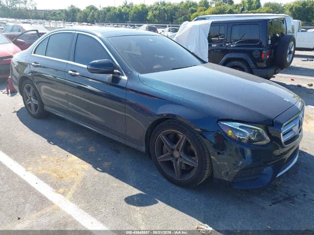 2017 MERCEDES-BENZ E 300 1