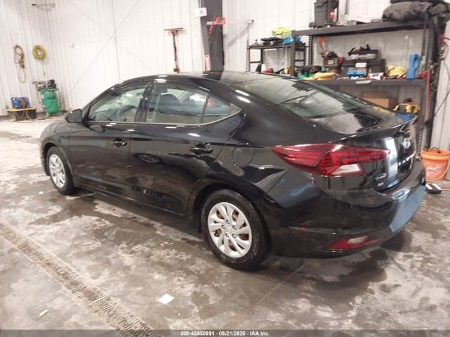 2020 HYUNDAI ELANTRA SE 3