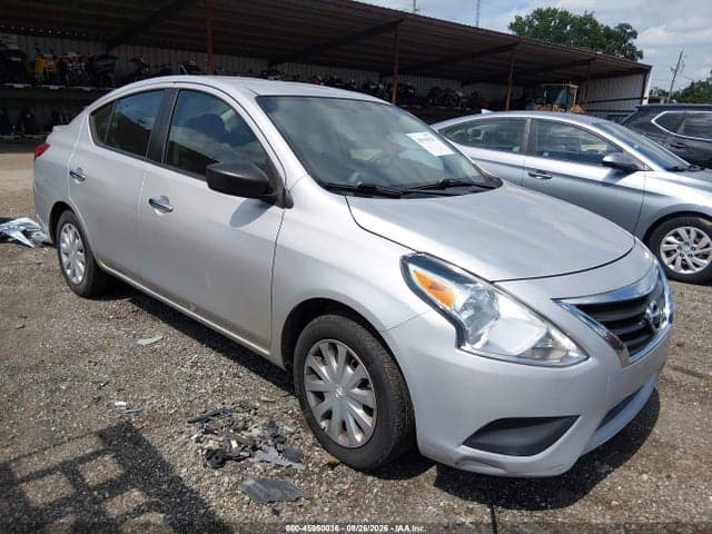 2017 NISSAN VERSA 1.6 SV 1