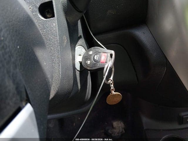 2017 NISSAN VERSA 1.6 SV 11