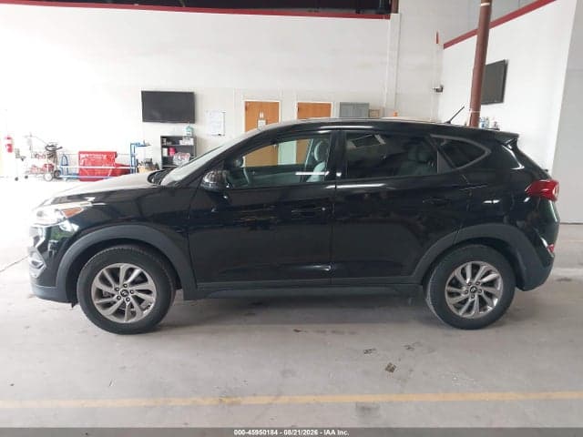 2018 HYUNDAI TUCSON SE 19