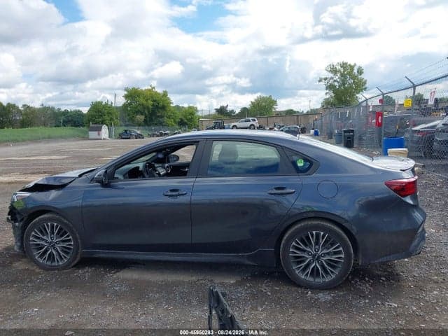 2023 KIA FORTE GT-LINE 15