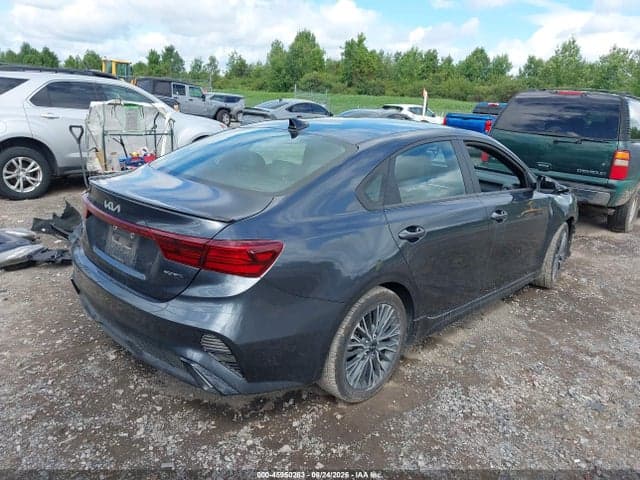 2023 KIA FORTE GT-LINE 4