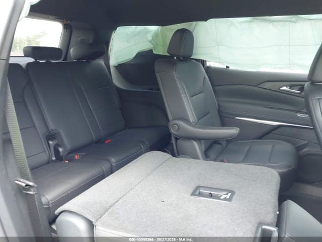 2025 CHEVROLET TRAVERSE AWD LT 8