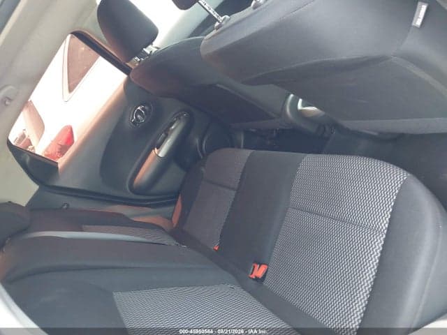 2017 NISSAN JUKE S 8