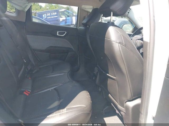 2022 JEEP COMPASS LATITUDE LUX 4X4 8