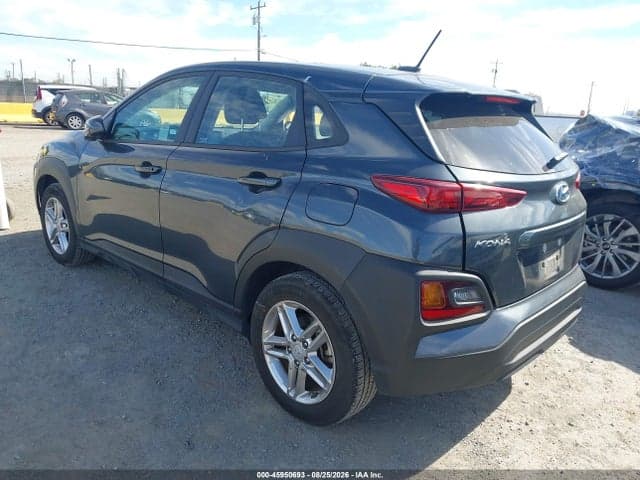 2021 HYUNDAI KONA SE 3