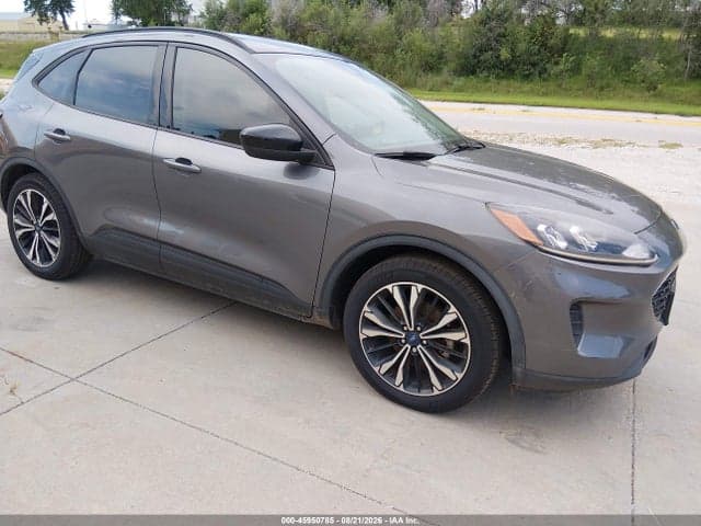 2021 FORD ESCAPE SE 1