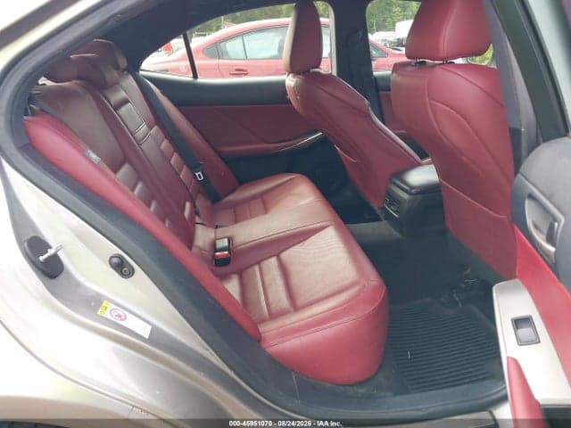 2017 LEXUS IS 300 8