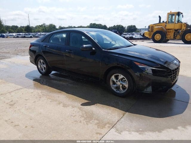 2023 HYUNDAI ELANTRA SE 1