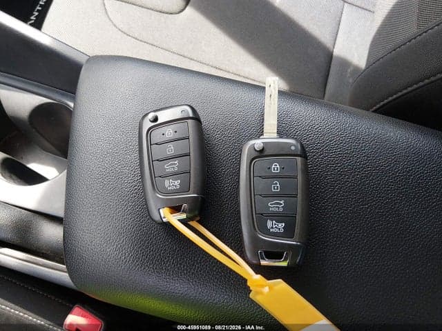 2023 HYUNDAI ELANTRA SE 11