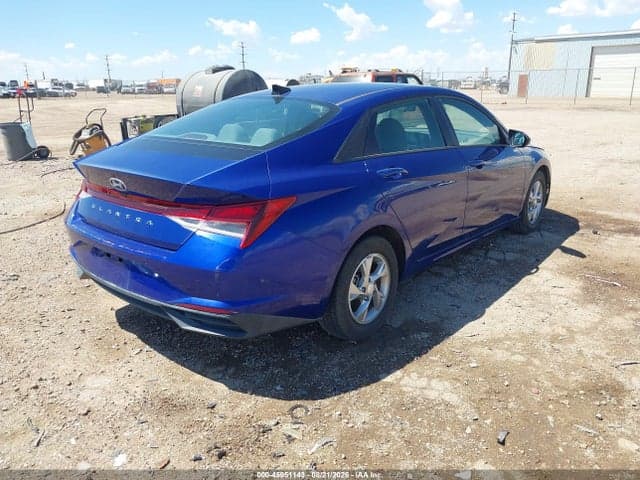 2021 HYUNDAI ELANTRA SE 4
