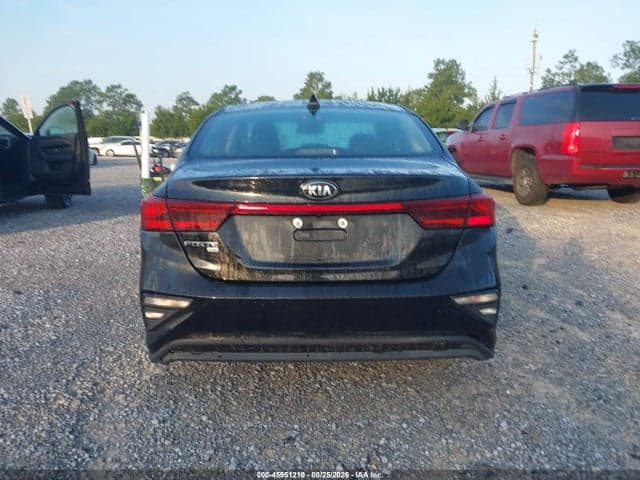 2020 KIA FORTE FE 17