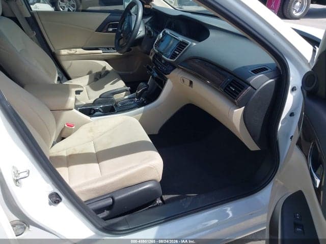 2017 HONDA ACCORD EX 5
