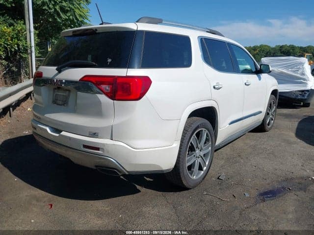 2017 GMC ACADIA DENALI 4
