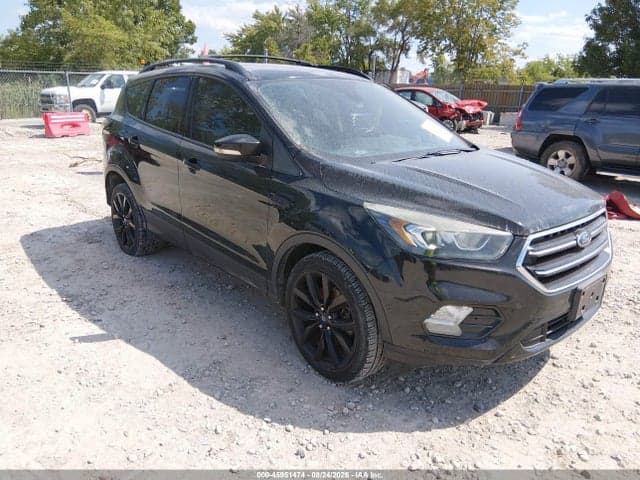2017 FORD ESCAPE TITANIUM 1