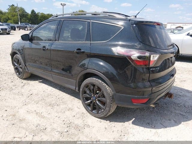 2017 FORD ESCAPE TITANIUM 3
