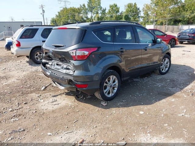 2017 FORD ESCAPE SE 4