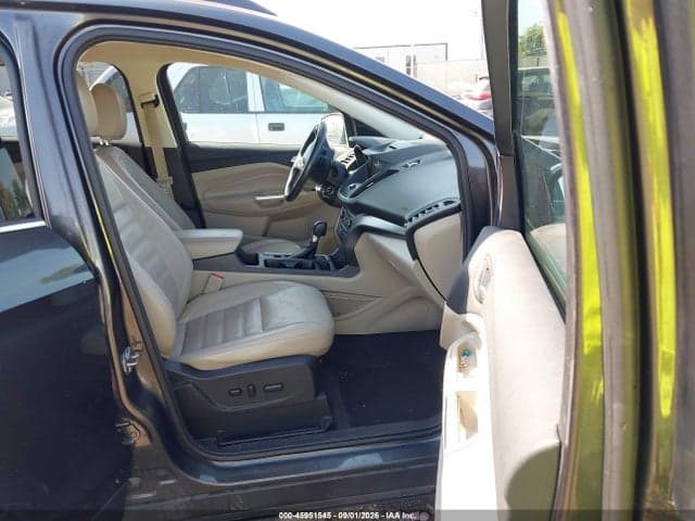 2017 FORD ESCAPE SE 5