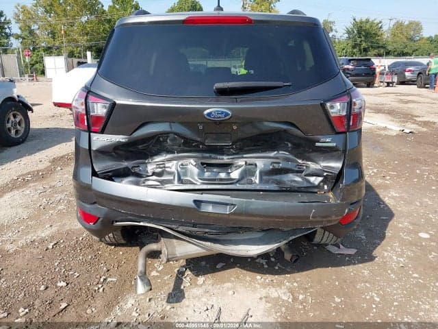 2017 FORD ESCAPE SE 6