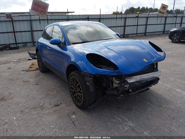 2018 PORSCHE MACAN SPORT EDITION 1