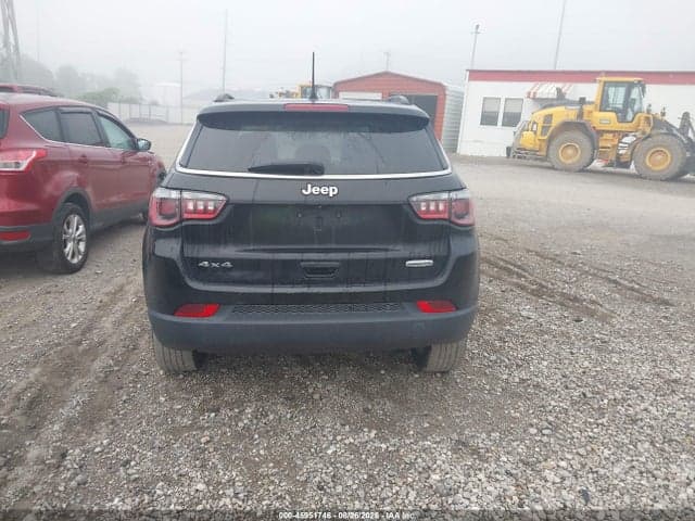 2021 JEEP COMPASS LATITUDE 4X4 16