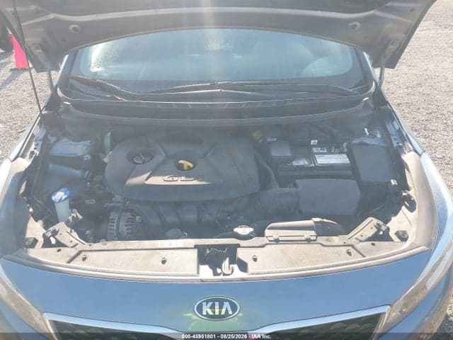 2017 KIA FORTE EX 10
