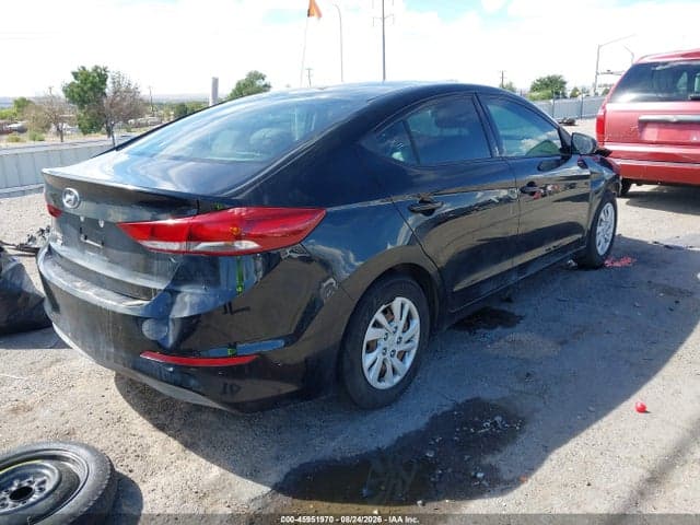 2018 HYUNDAI ELANTRA SE 2