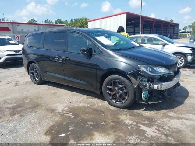 2020 CHRYSLER PACIFICA TOURING L 1