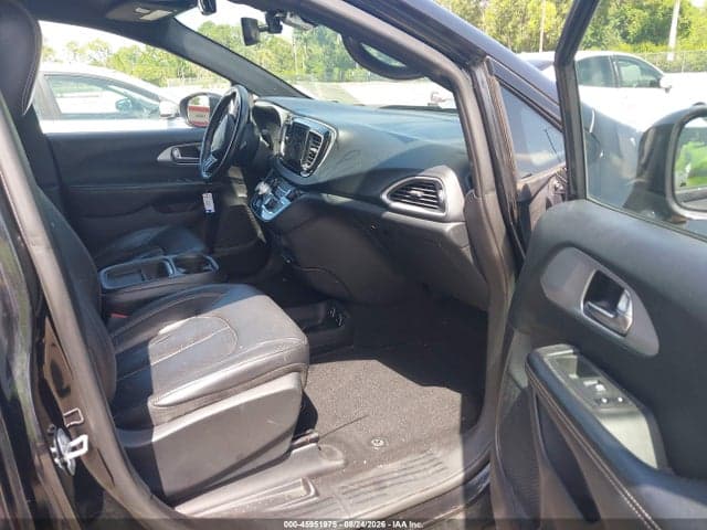 2020 CHRYSLER PACIFICA TOURING L 5