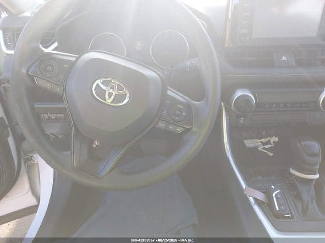 2019 TOYOTA RAV4 LE 11