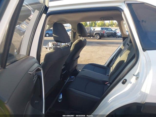 2019 TOYOTA RAV4 LE 8