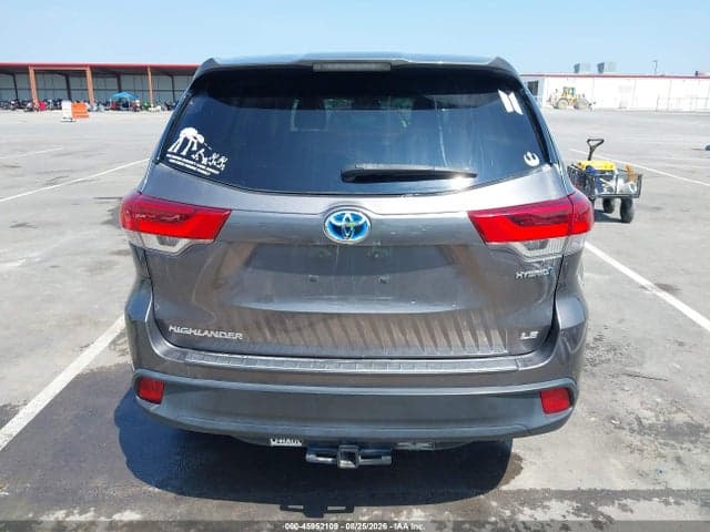 2017 TOYOTA HIGHLANDER HYBRID LE 16