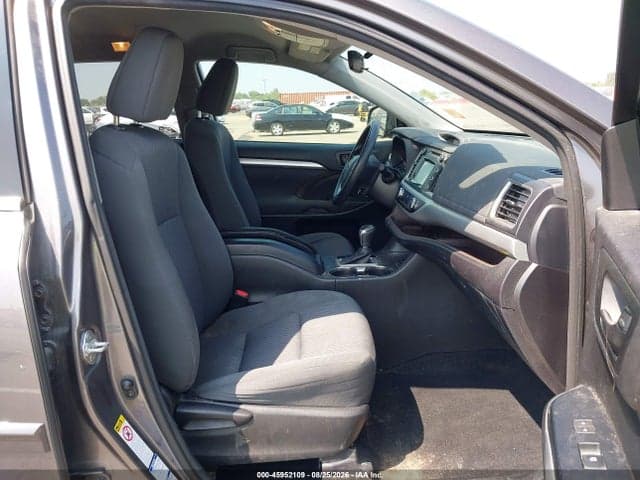 2017 TOYOTA HIGHLANDER HYBRID LE 5