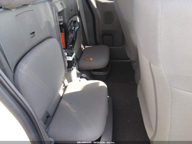 2019 NISSAN FRONTIER S 8