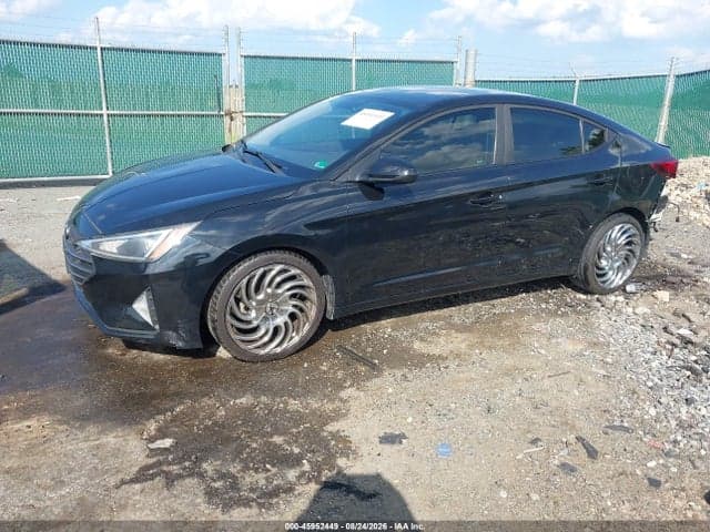 2019 HYUNDAI ELANTRA SE 2