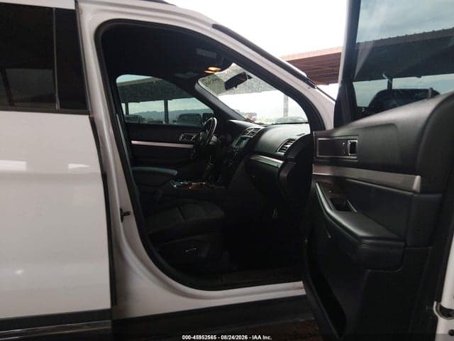 2017 FORD EXPLORER XLT 5