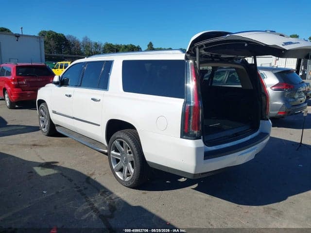 2019 CADILLAC ESCALADE ESV LUXURY 3