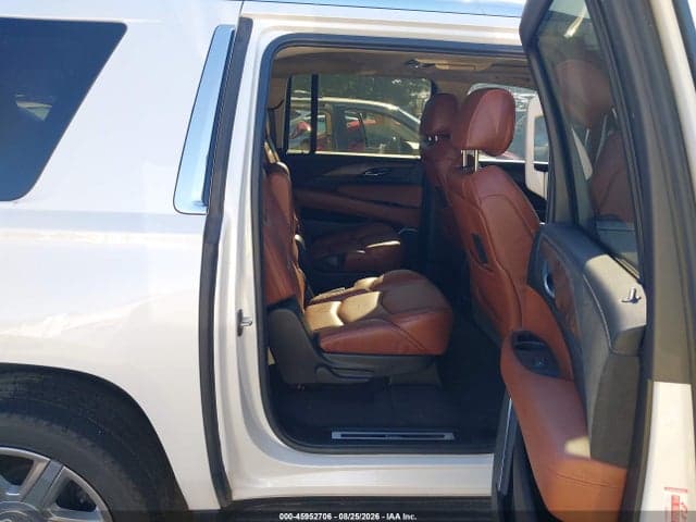 2019 CADILLAC ESCALADE ESV LUXURY 8