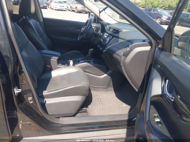2017 NISSAN ROGUE SV 5
