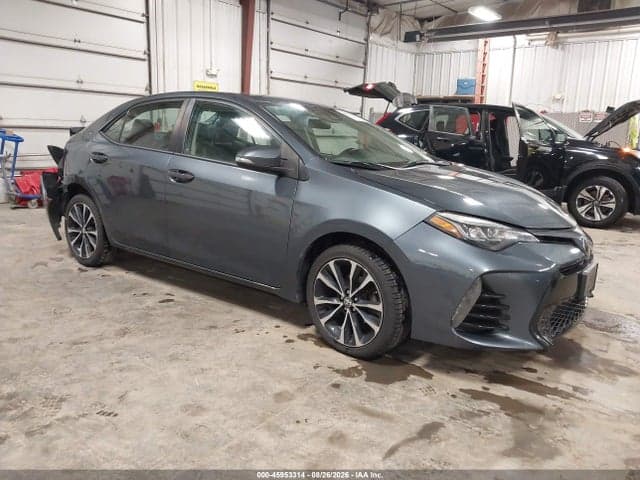2017 TOYOTA COROLLA SE 1
