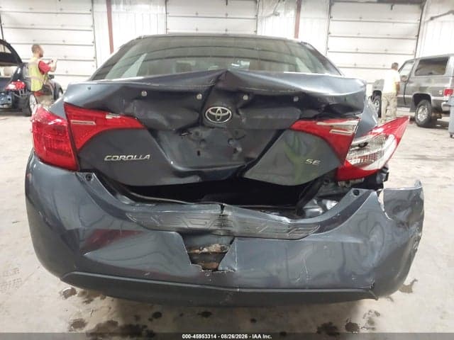 2017 TOYOTA COROLLA SE 3