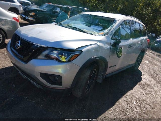2019 NISSAN PATHFINDER SV 2