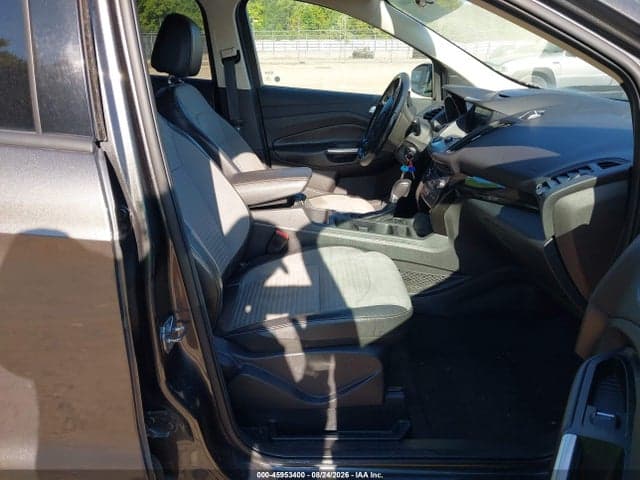 2017 FORD ESCAPE SE 5