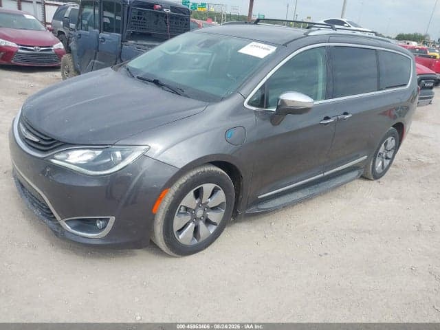 2017 CHRYSLER PACIFICA HYBRID PLATINUM 2