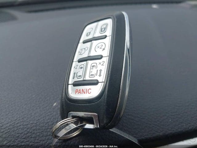 2017 CHRYSLER PACIFICA HYBRID PLATINUM 11
